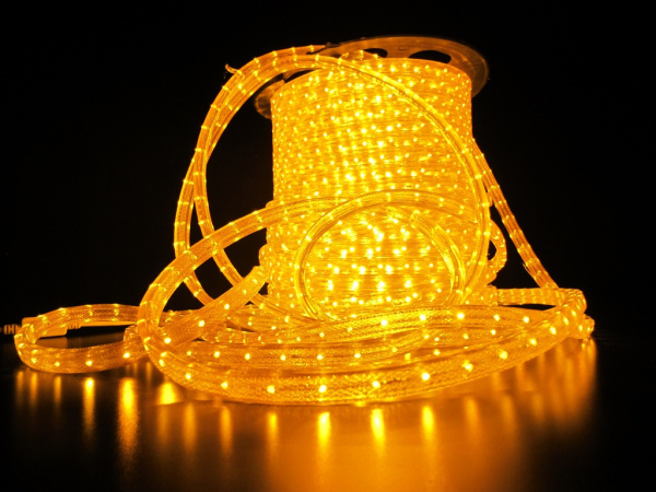 LED-XF-2W-100М-240V желтый, 11*18 (2м)