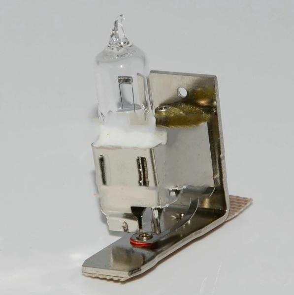 Dr. Fischer Winkellampe 12V 50W галогенная лампа