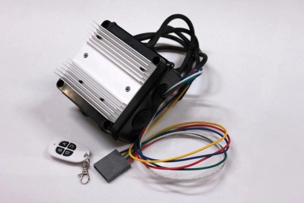 Контроллер Белт-лайт 4 канальный 4800W с пультом 240V IP65 светодинамика